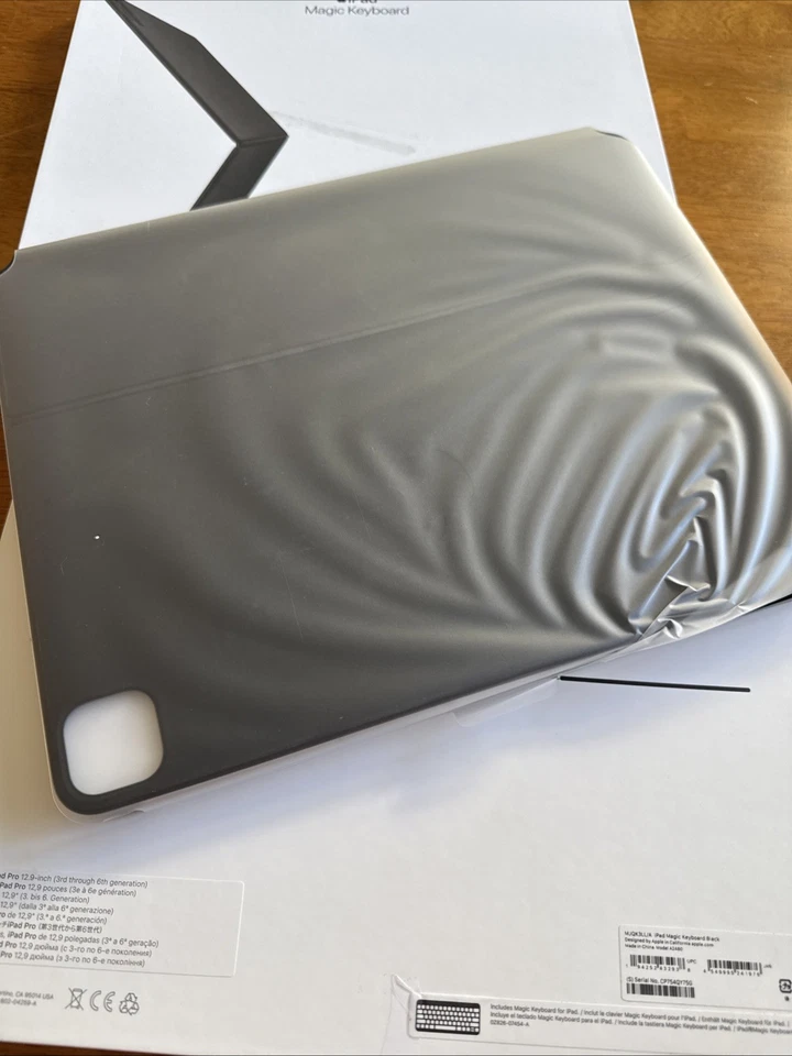 Apple Magic Keyboard for iPad Black MJQK3LL/A iPad Air 13, iPad Pro 12.9 gen3-6 - Image 2 of 4