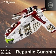 Klemmbausteine MOC / Star Wars  Republic Gunship + 7 Figuren , ca. 1228  Teile