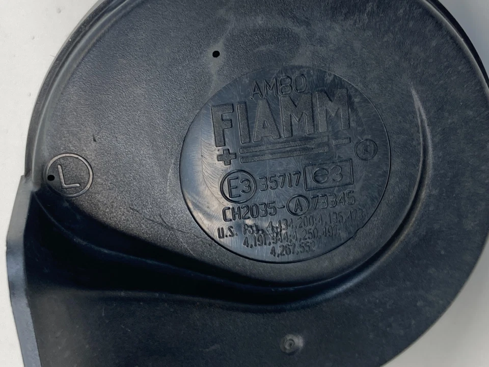 Nissan Xterra 2000-2004 tono bajo bocina paso nota sirena alarma 4.267.552 OEM Foto 4 de 4