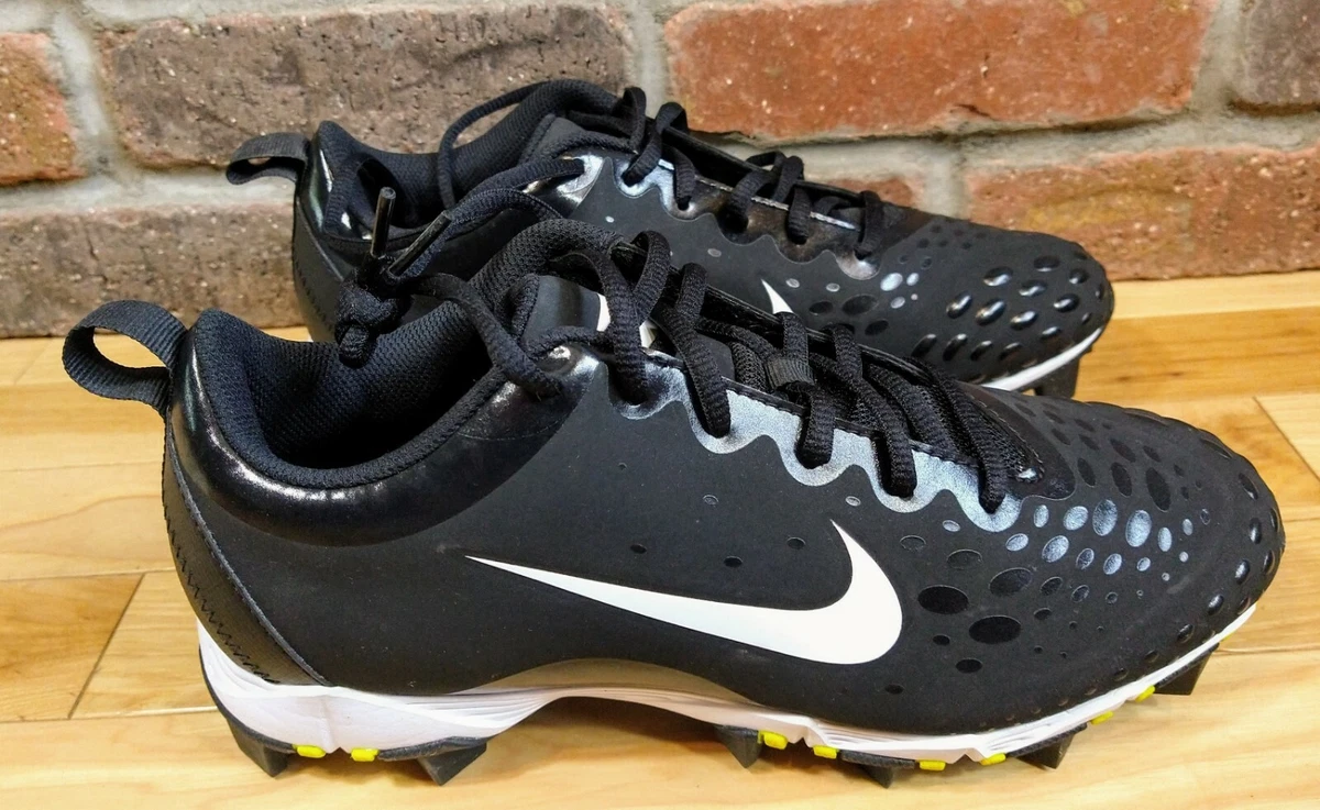 Nike Women s Hyperdiamond 2 Keystone Softball Cleat 856434 010