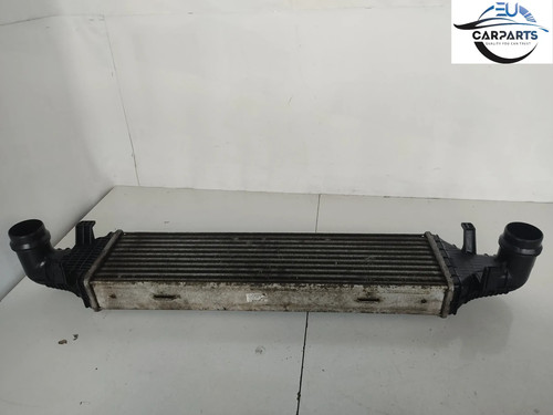 Original Mercedes C W204 Ladeluft kühler A2045000200