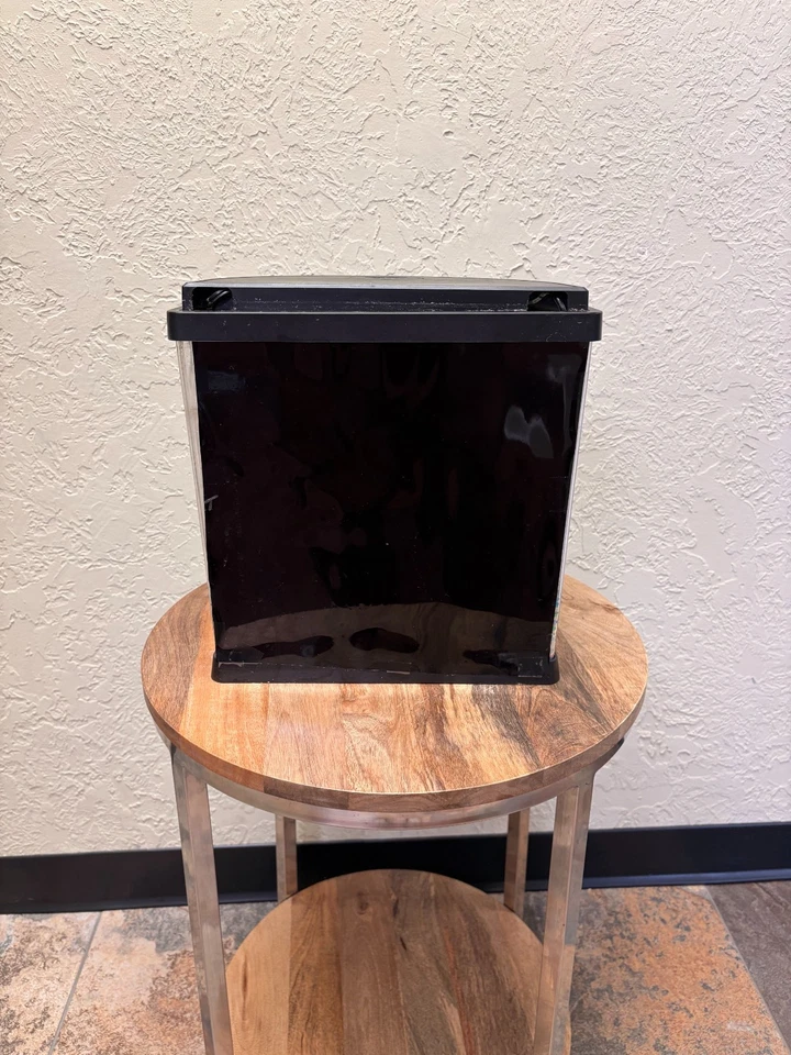 PECERA CON MUCHOS ACCESORIOS Foto 3 de 4