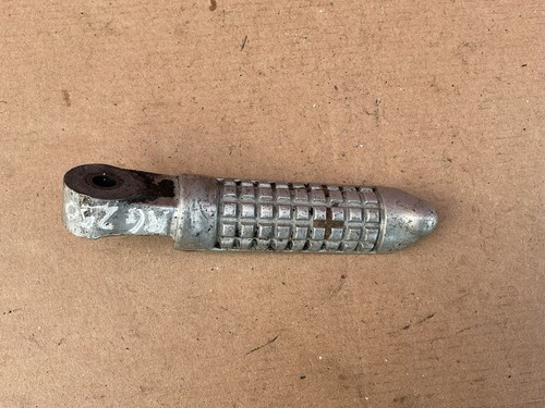 Suzuki RG250 MK1 MK2 1986/1986 Right Front Foot peg - Afbeelding 4 van 4