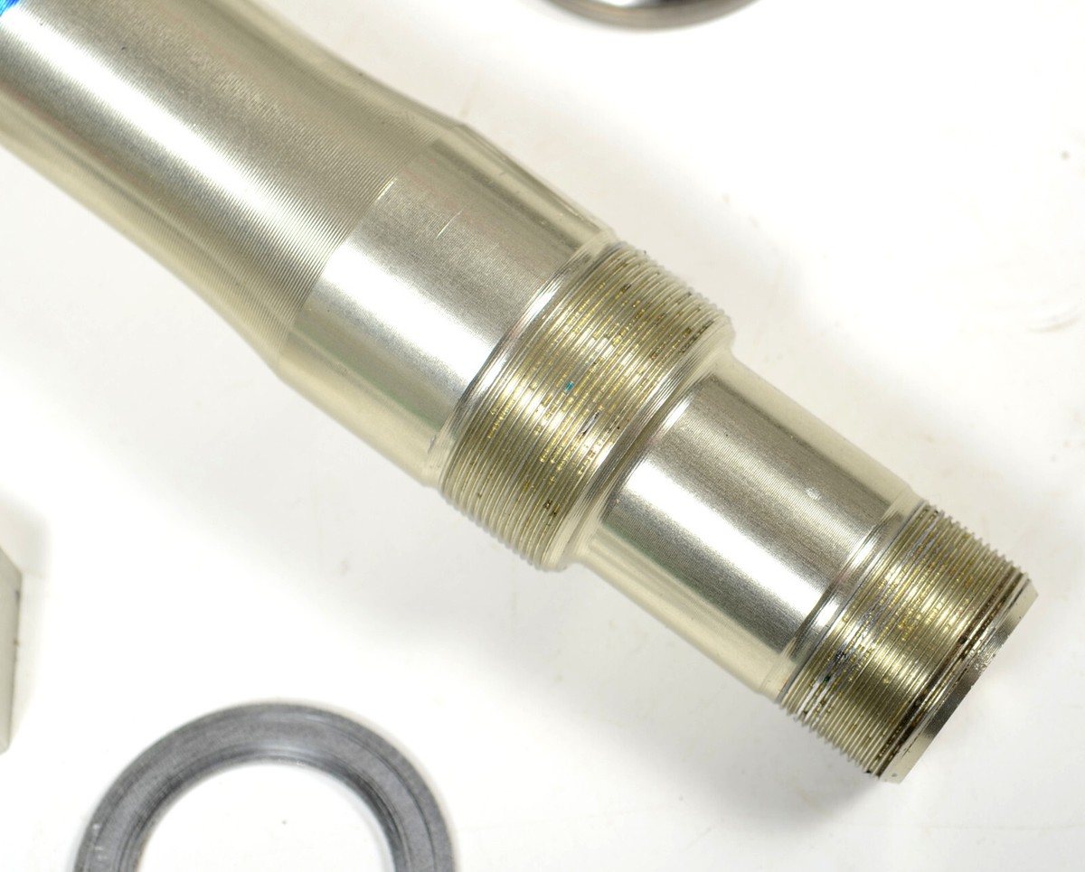 KAWASAKI - NINJA ZX6R - STEERING STEM LOWER TRIPLE TREE