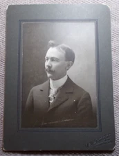 Atchison Kansas Cabinet Portrait Gentleman with Ascot tie R.M. Elwell NICE photo