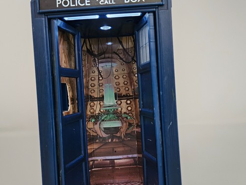 Doctor Who Doctor's Flight Control Electrónico Tardis Luz y Sonido 1963 De colección - Imagen 15 de 19