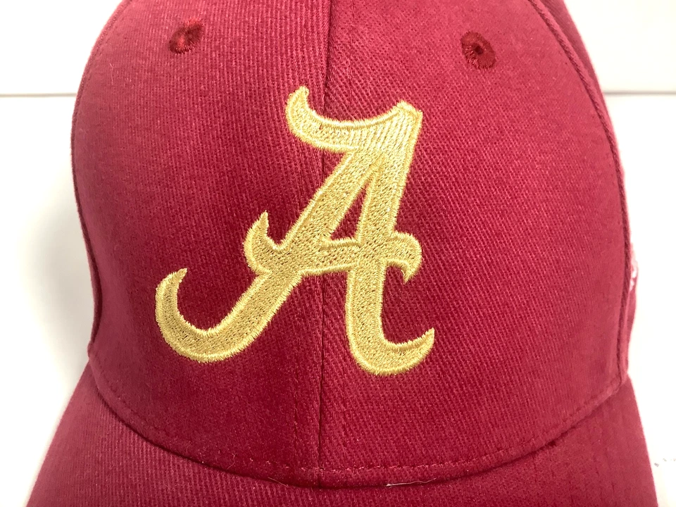 Alabama Crimson Tide NCAA Granate/Dorado Adidas Elastizado Ajustado Sombrero Para Hombres Talla Única Foto 3 de 4
