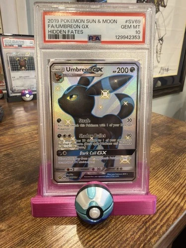 Umbreon GX SV69/SV94 Hidden Fates: Shiny Vault Holo PSA 10