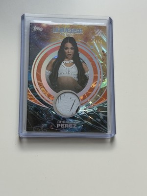 Roxanne Perez Patch Gold /50 Topps Universe WWE 2025