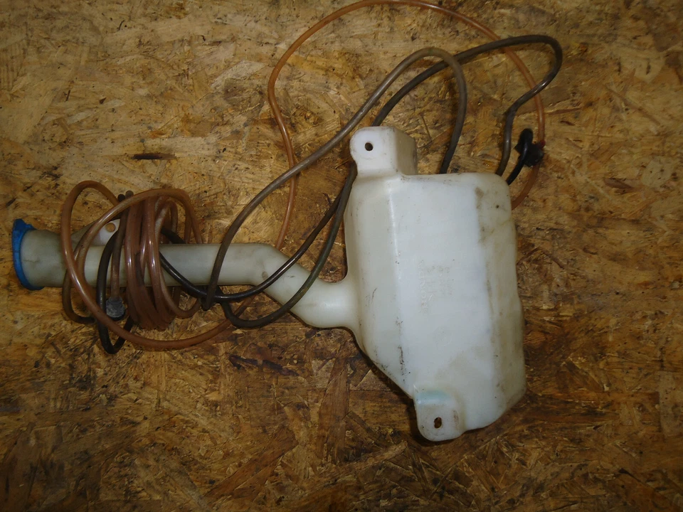 Honda Odyssey 2001 depósito de líquido para lavadora de parabrisas Foto 3 de 3