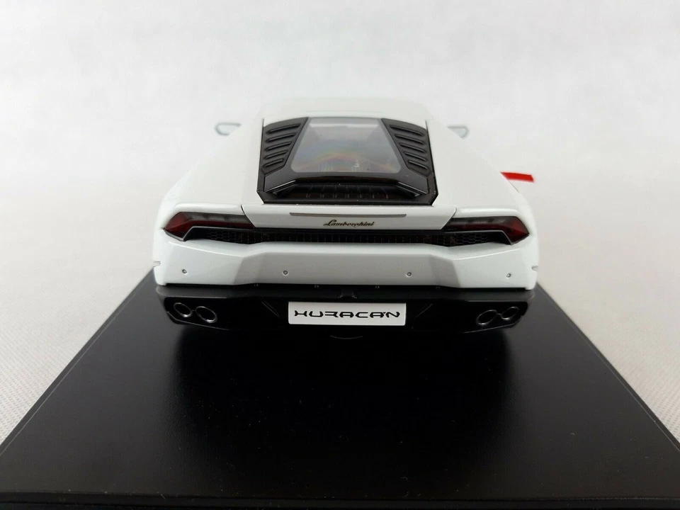 LAMBORGHINI HURACAN LP610-4 2014 WHITE AUTOART 74602 1/18 COMPOSITE - Photo 3/4