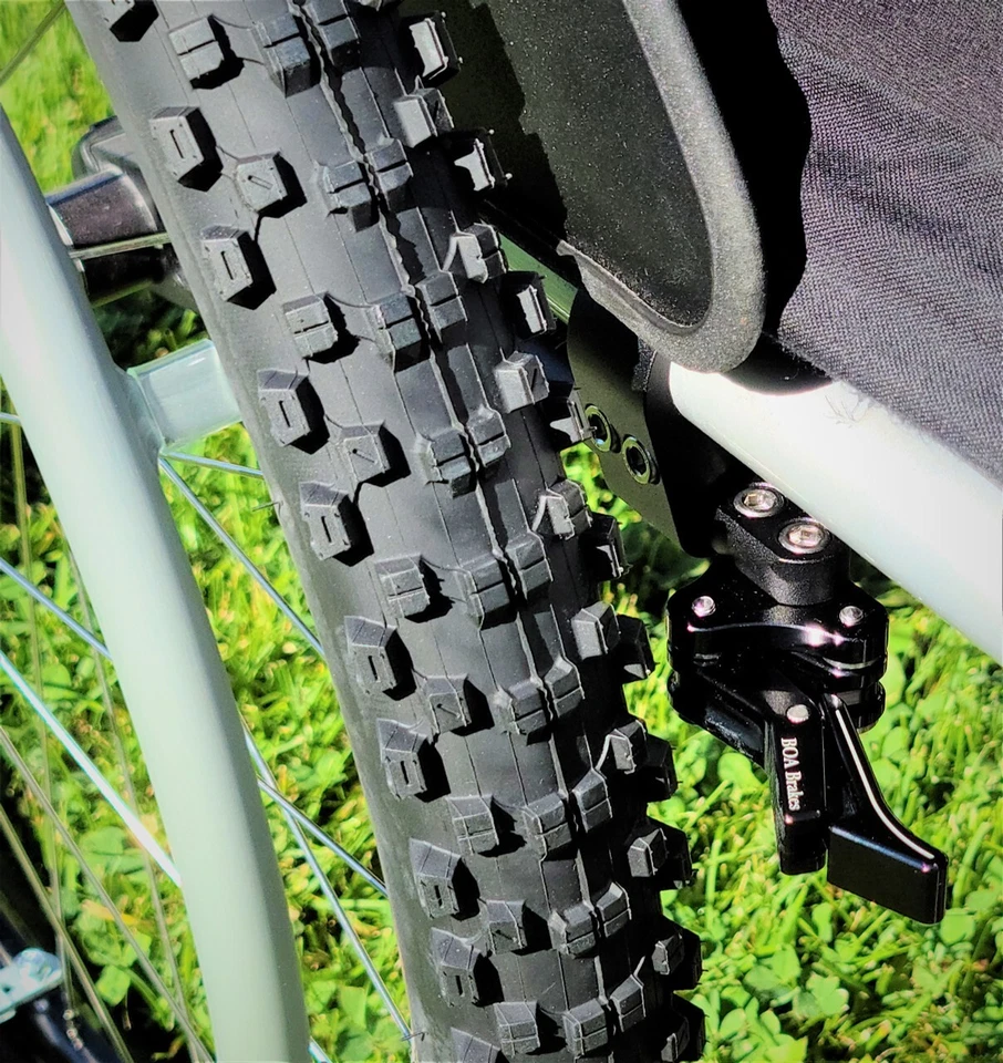 Frenos para silla de ruedas con bloqueo de tijera BOA Foto 2 de 4