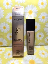 Lancome Teint Idole Ultra Wear Breathable Foundation SPF 25 230W EXP 10/24
