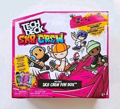 TECH DECK Sk8 Crew - Fun Box, Portable Transforming Sk8 Park with Figures NIB 