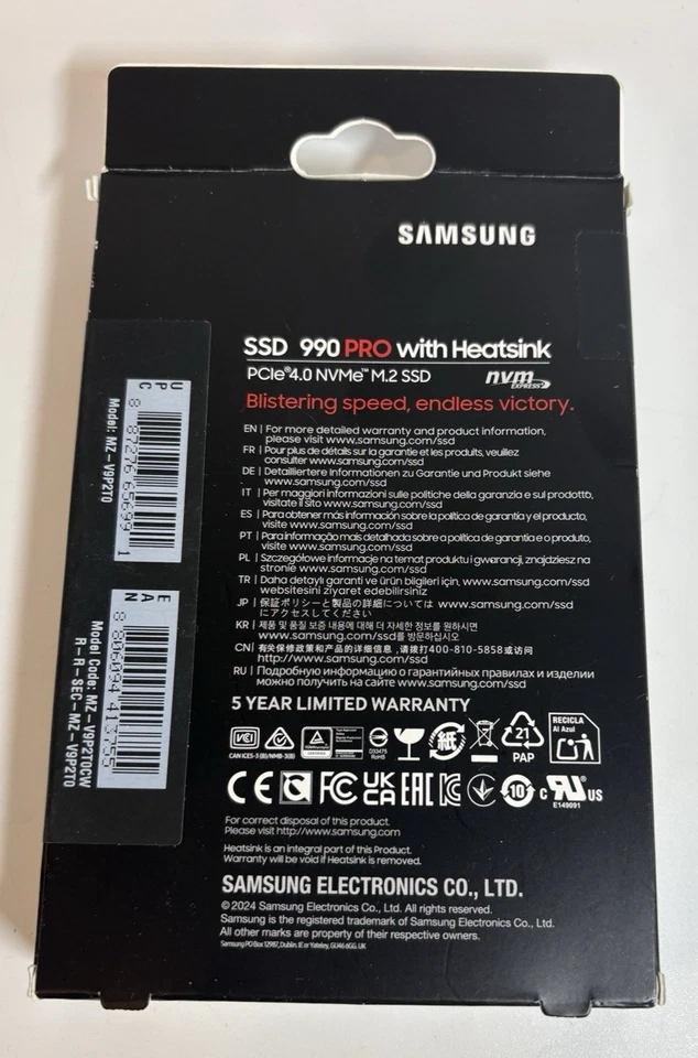 Samsung 990 PRO 2TB M.2 NVMe Internal SSD with Heatsink - Image 2 of 3