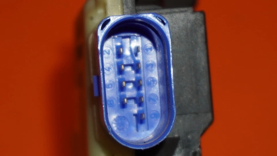 PORSCHE 911 CARRERA DOOR LOCK LATCH RIGHT 2006 2007 2008 2009 2010 3D1837016C - Image 4 of 4