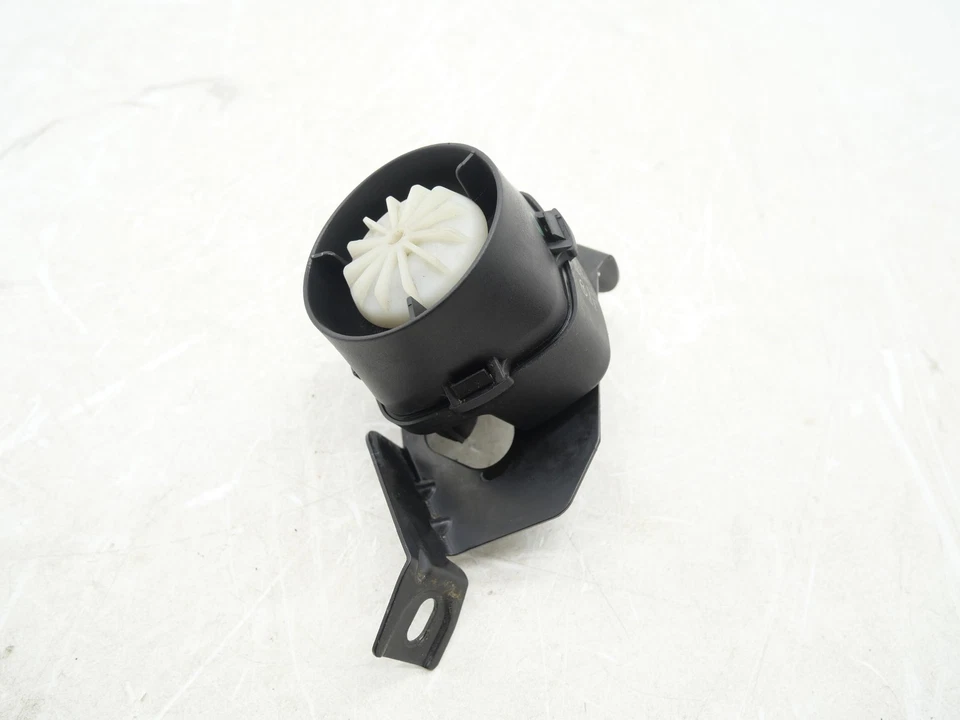 Soporte bocina sirena alarma antirrobo usado 2007-2013 Mercedes Benz S550 W221 OEM Foto 2 de 4