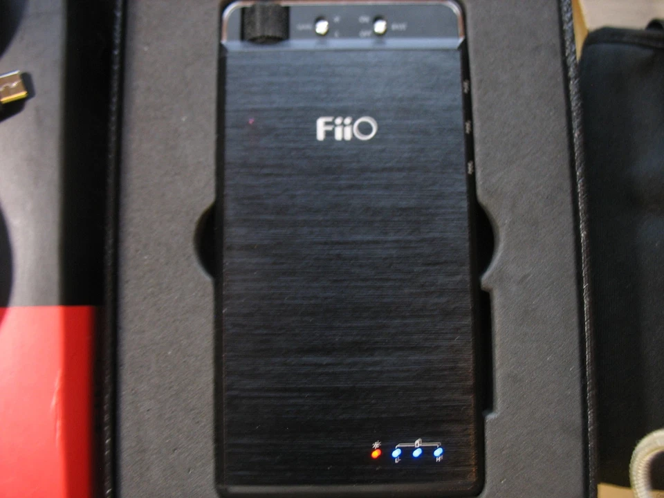 Fiio Kunlun E18 Dac and Headphone Amp USB Android Hifi - Image 3 of 4