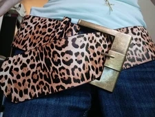 WOMEN WESTERN PREPPY LEOPARD LEATHER BELT  Size M belt length is 42 in NEW