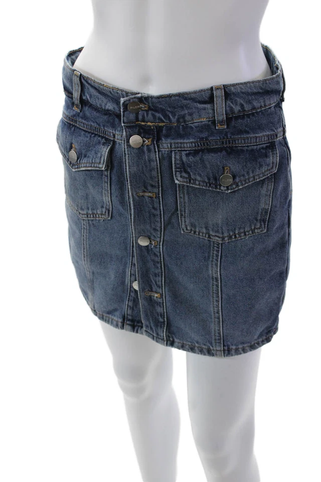 Falda corta de mezclilla azul con bolsillos delanteros de tiro alto con botones Pilcro para mujer talla 28 Foto 2 de 4