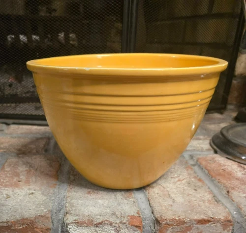 Vintage Homer Laughlin China FIESTA #5 yellow Mixing Bowl Inner Rings, No chips