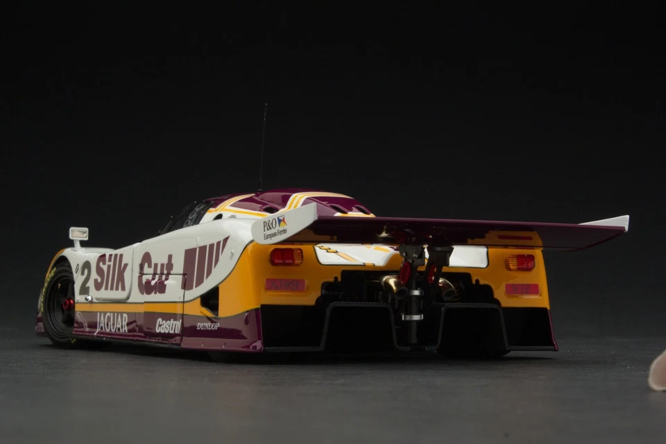 Exoto 1:18 | 1988 TWR Jaguar XJ-R9 LM | Winner, 24 Hours of Le Mans | Works Team - Image 3 of 4
