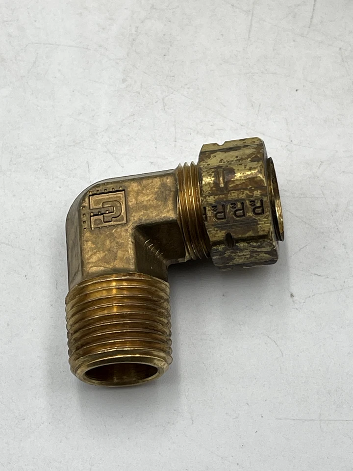 Parker Compression Tube Male Elbow 1/2-14, 5/8" Tube OD, Compression x MNPT 3PK - Image 3 of 4