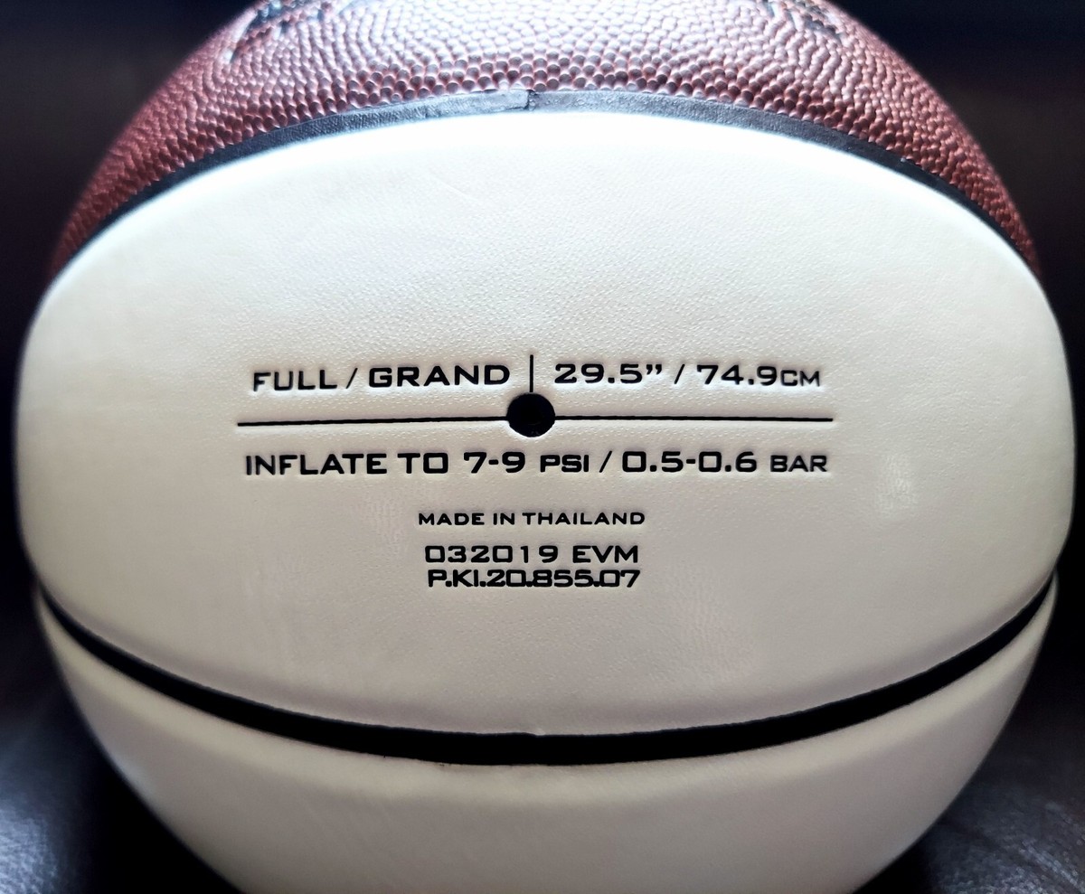 Nike Elite Championship Minnesota Gophers NCAA Game Ball  display picture 1