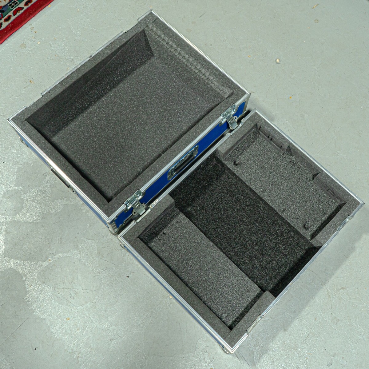 Calzone - Heavy Duty Roadcase / Travel Case for Mixers or
