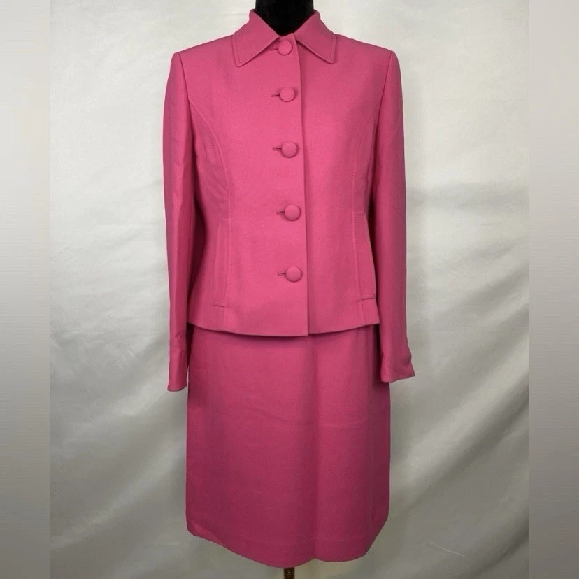 Petite Sophisticate Regular Size Suits & Suit Separates for
