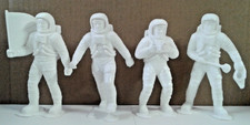 Vintage 1970 Louis Marx Co. White Plastic Apollo Astronaut Figures Lot of 4