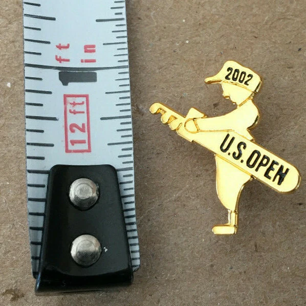Juego de 4 pasadores de solapa/corbata de golf abiertos de Estados Unidos 2002 y 2009 - Pin Bethpage negro LE Foto 4 de 4