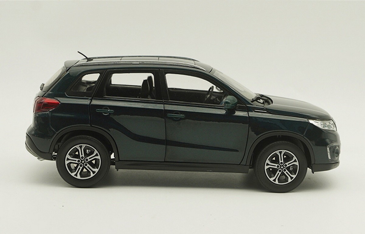 1/18 Scale SUZUKI Vitara Dark Green Diecast Car Model Toy