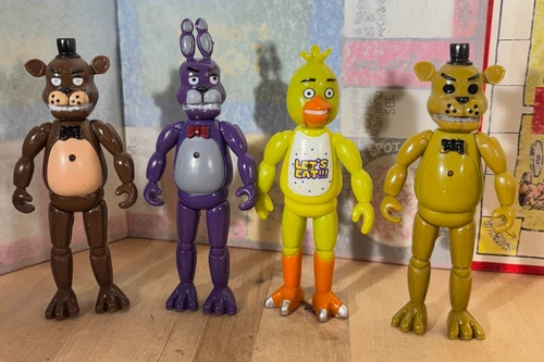 Five Nights at Freddy's Lot of 4 Light-Up Figures, 5.5", LIGHTS WORKING
