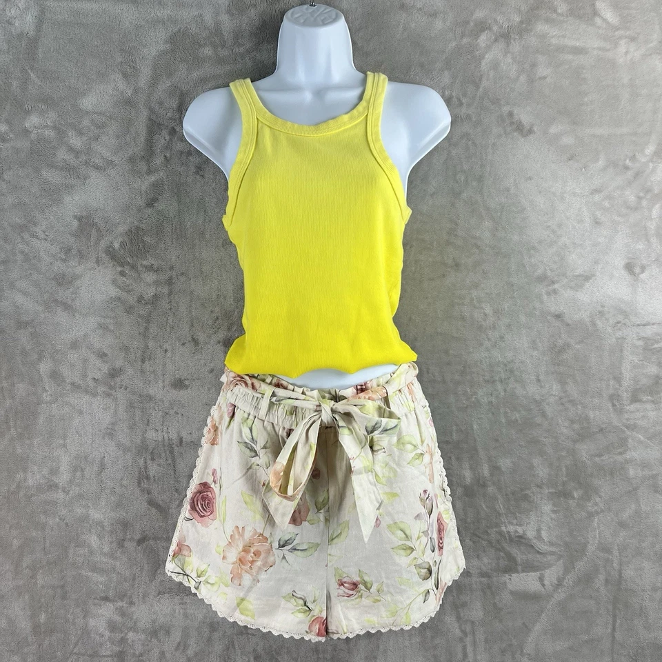 Caroline Constas Floral Linen Crochet Belted Short Women’s Small - Image 2 of 4