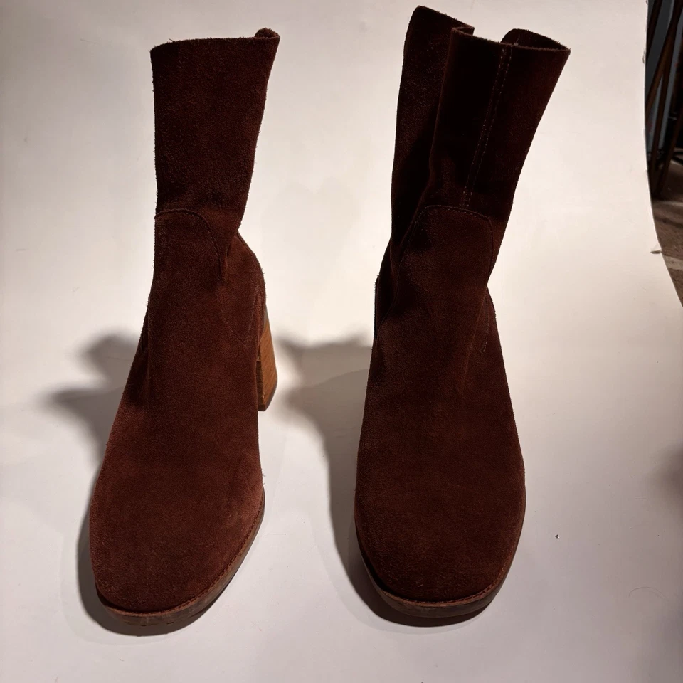 Botas de gamuza marrón Kelsi Dagger talla 8 Foto 2 de 4