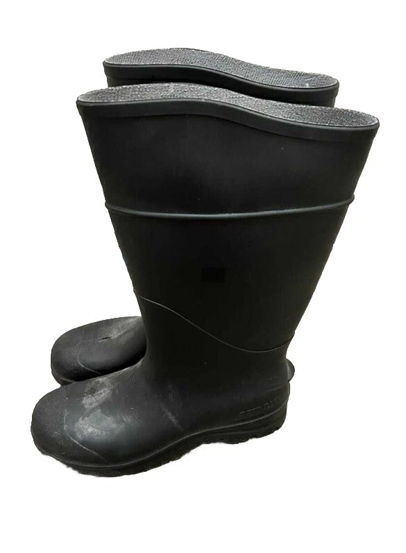 New Boot’s SERVUS 18822 Men's Size 9 Women’s Size 11 Black Plain Toe PVC Rubber