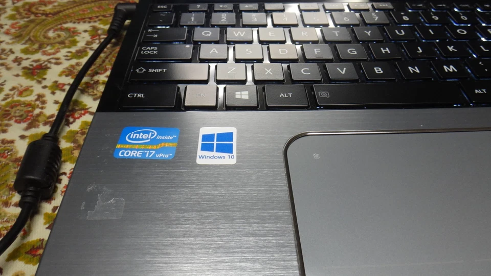 Toshiba Satellite S55T-A5337, Touchscreen backlitke15.6", I7, 16 GB, 1TB, Wins10 - Image 4 of 4