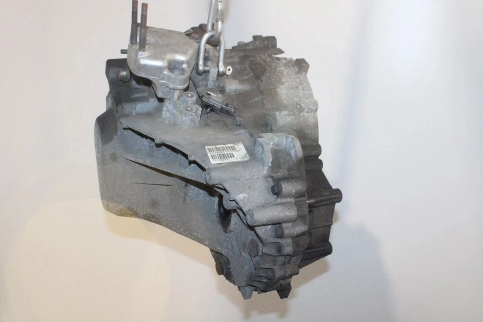 Volvo S40, V40 2001 Petrol manual 5 speed gearbox P30616077 HAI5837 - Image 3 of 4
