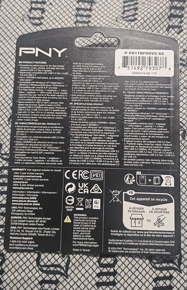 PNY - PRO Elite V3 1TB USB 3.2 Gen 2 Flash Drive - Black Retail Price $104.99 - Image 2 of 2