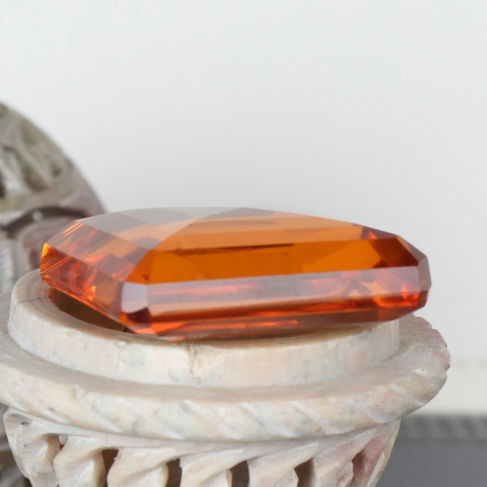 Large Square Cut Yellow Citrine 85.50 Ct Loose Faceted Gemstone for Valentines - Image 2 of 3