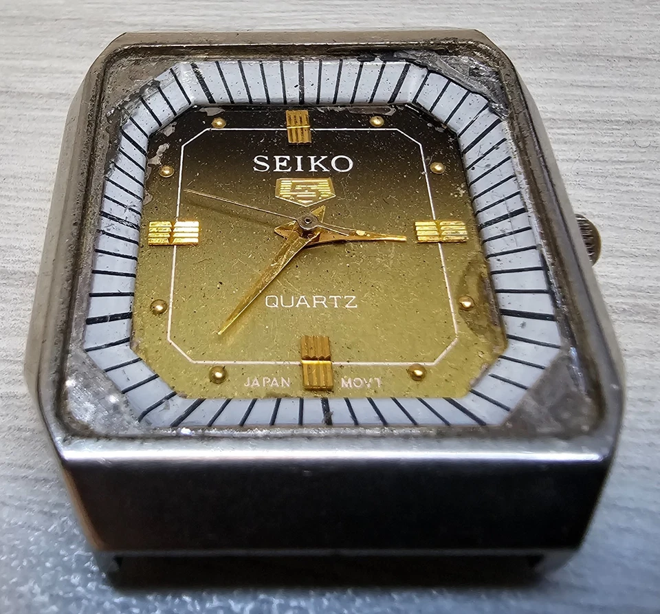 Reloj de pulsera de cuarzo vintage reloj de cuarzo para hombre solo para piezas - Imagen 2 de 4