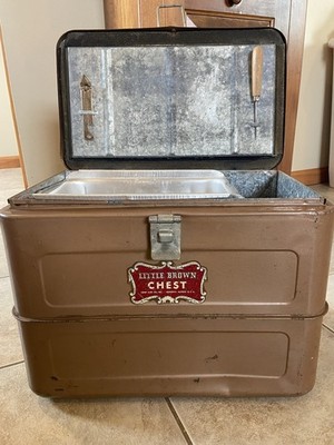1950 s Little Brown Chest Ice Box Cooler Vintage With Alum. Tray & Accessories