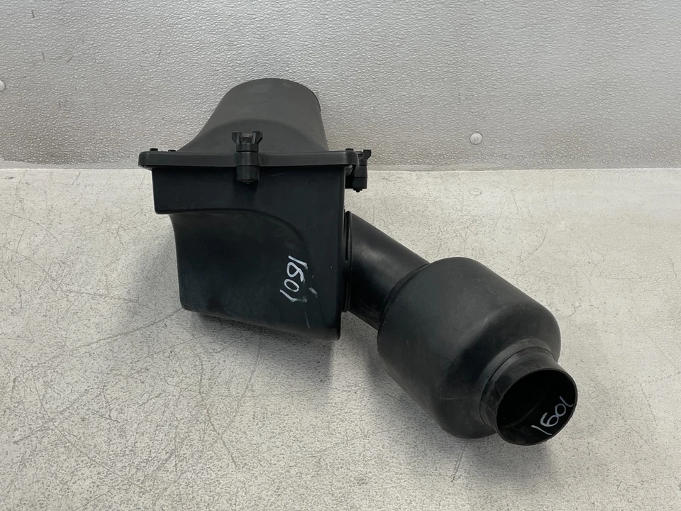 1987-1992 Cadillac Allante Air Intake Inlet Cleaner Filter Box 4.5L 1601 OEM - Image 4 of 4