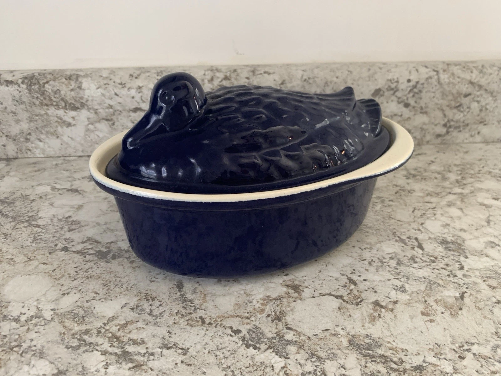 Chasseur French Duck Enameled Cast Iron BLUE Dutch Oven Casserole Dish 1.25 Qt