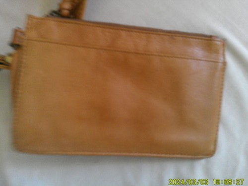 HOBO BRAND LEATHER FLAP STYLE ORGANIZER WALLET BELT BAG/ WRISTLET - Picture 5 of 6