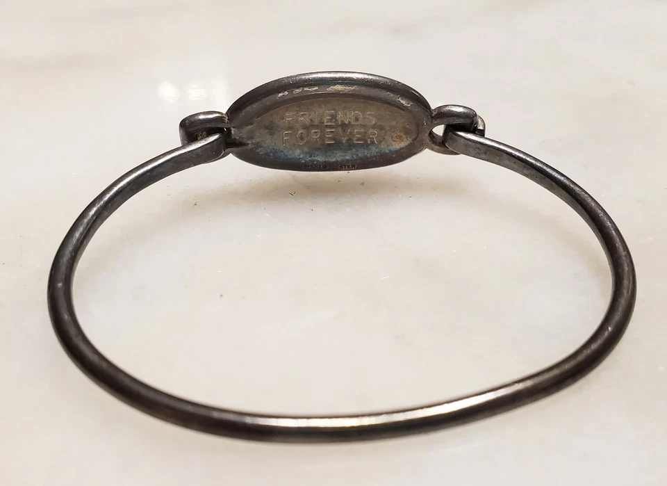 Signed James Avery Engraveable 'Friends Forever' Sterling Cuff Bracelet - Image 2 of 4