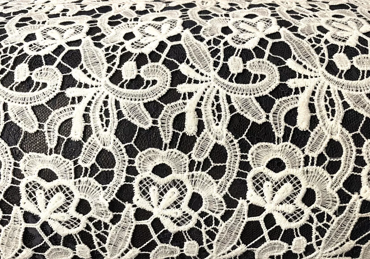 White Guipure Poly Floral Lace Fabric 130 X 1/2 Mtr Non Stretch Bridal