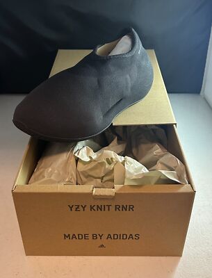 New NIB Adidas Yeezy Knit Runner Fade Onyx Men IE1663 *IN HAND 