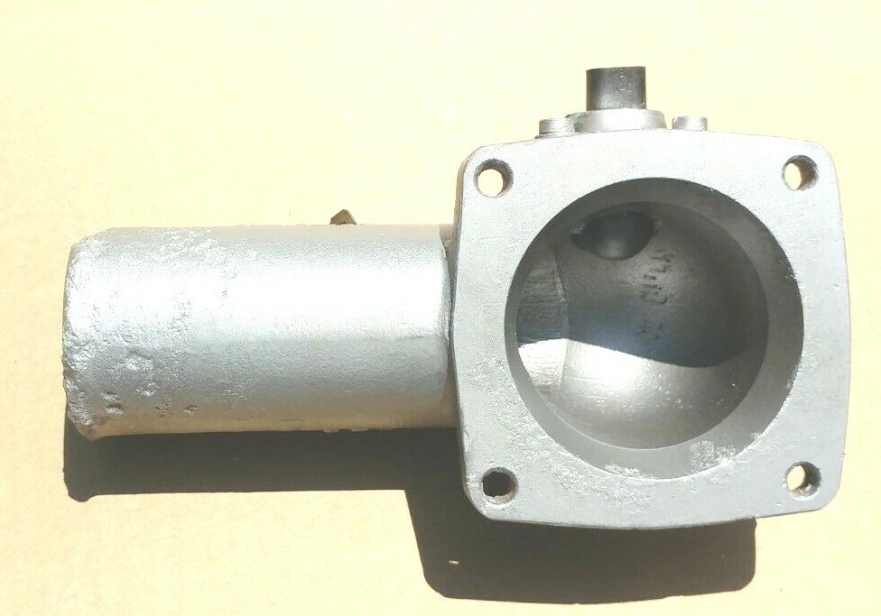 Rolls Royce Silver Shadow thermostat cover  used UE36103